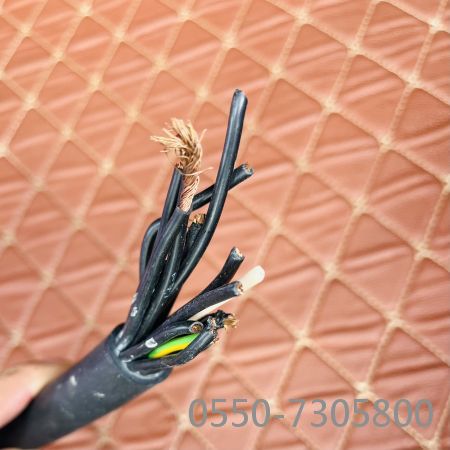 ZB-YVFR32 ZB-YVFR32钢丝软电缆